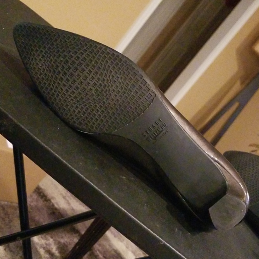 Shoes - Picture 4 of 4